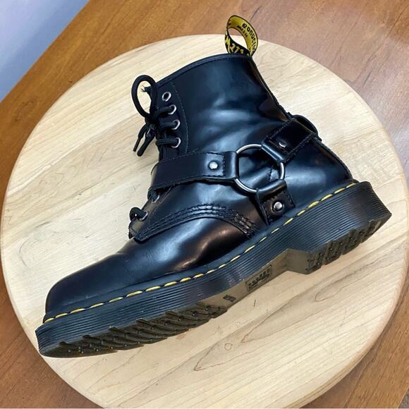 Dr. Martens 1460 Harness 8 Eye Black Leather Boots Men’s 7 Women’s Sz 8 25163001 - Picture 14 of 16